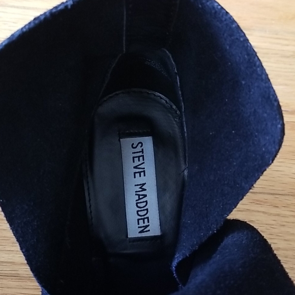 Steve Madden Suede Leather Bootie - Picture 4 of 9